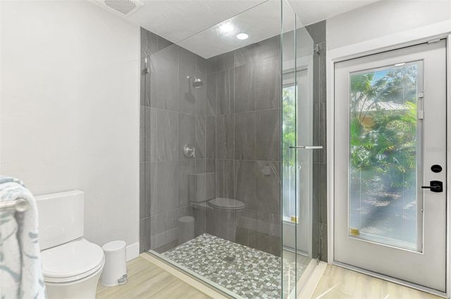 5303 HIDDEN HARBOR ROAD, Sarasota, FL 34242