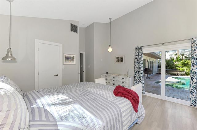 5303 HIDDEN HARBOR ROAD, Sarasota, FL 34242