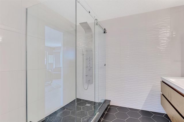 5303 HIDDEN HARBOR ROAD, Sarasota, FL 34242