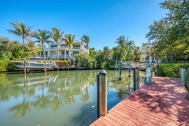 5303 HIDDEN HARBOR ROAD, Sarasota, FL 34242