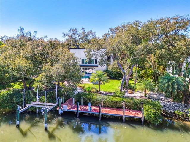 5303 HIDDEN HARBOR ROAD, Sarasota, FL 34242