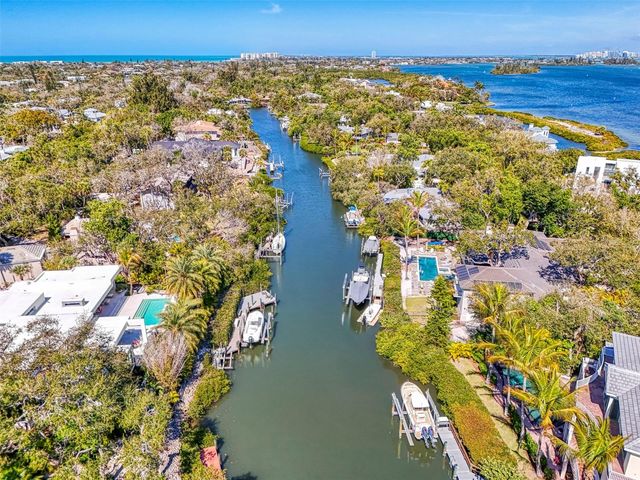 5303 HIDDEN HARBOR ROAD, Sarasota, FL 34242