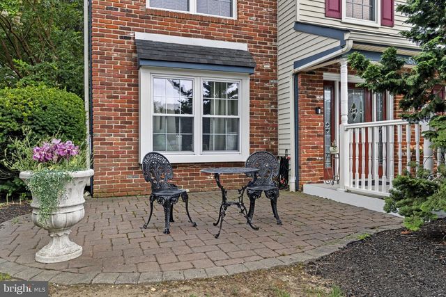 64 LUPUS LN, Sewell, NJ 08080