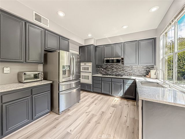 3032 Obsidian Court, Simi Valley, CA 93063