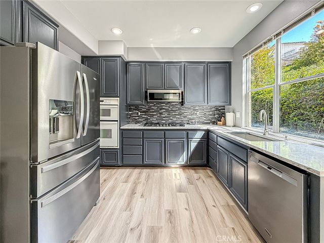 3032 Obsidian Court, Simi Valley, CA 93063