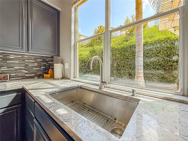 3032 Obsidian Court, Simi Valley, CA 93063