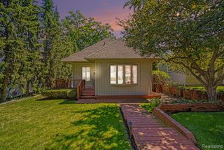 1792 Lockwood, Highland, MI 48356