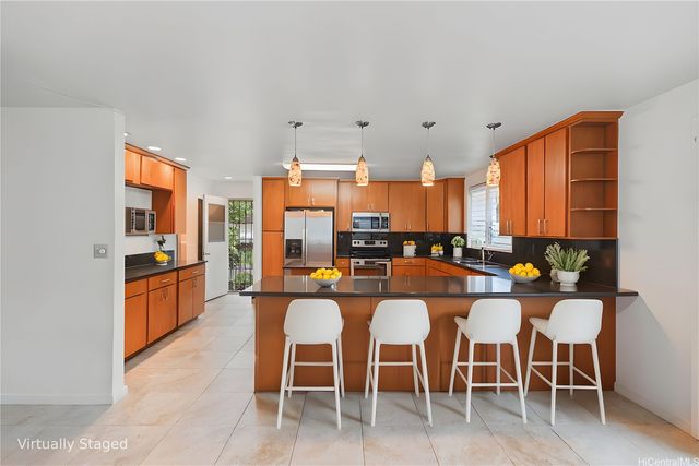 47-325 Ahuimanu Road, Kaneohe, HI 96744