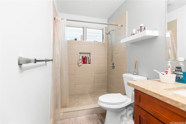 47-325 Ahuimanu Road, Kaneohe, HI 96744