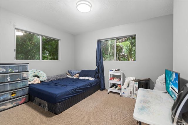 47-325 Ahuimanu Road, Kaneohe, HI 96744