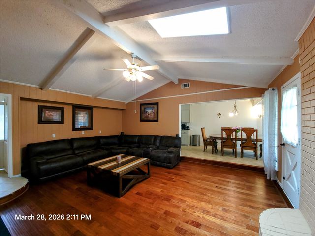 1408 Country Manor Road, Fort Worth, TX 76134