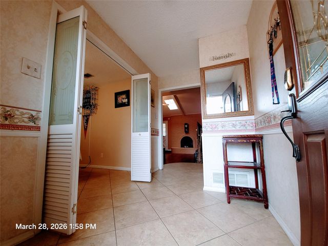 1408 Country Manor Road, Fort Worth, TX 76134