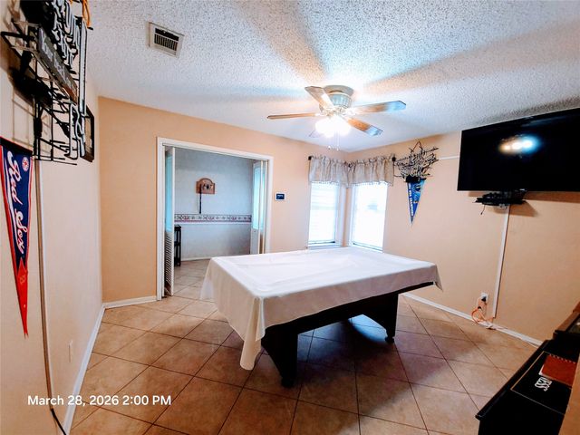 1408 Country Manor Road, Fort Worth, TX 76134