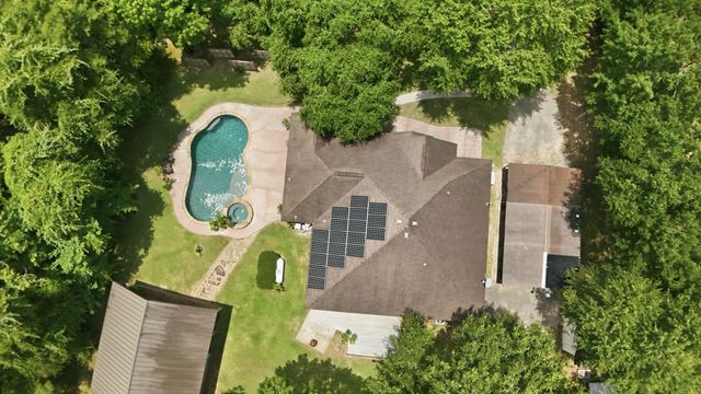 223 Pin Oak Lane, Magnolia, TX 77354