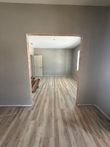 7128 S Cork Avenue, Justice, IL 60458