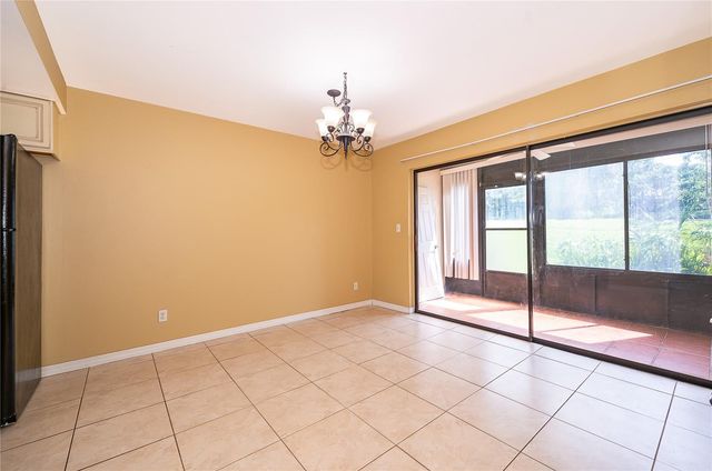 228 ORIENTA POINT STREET 228, Altamonte Springs, FL 32701