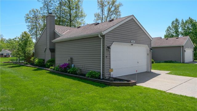 1807 Sandalwood Drive, Avon, OH 44011
