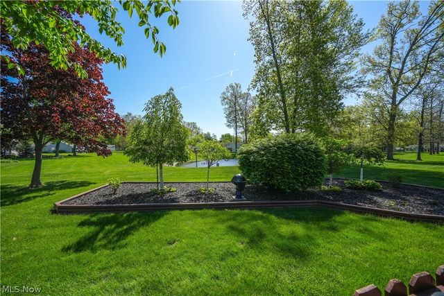 1807 Sandalwood Drive, Avon, OH 44011