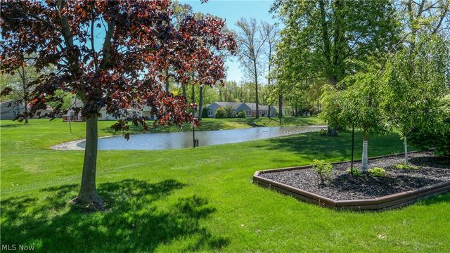 1807 Sandalwood Drive, Avon, OH 44011