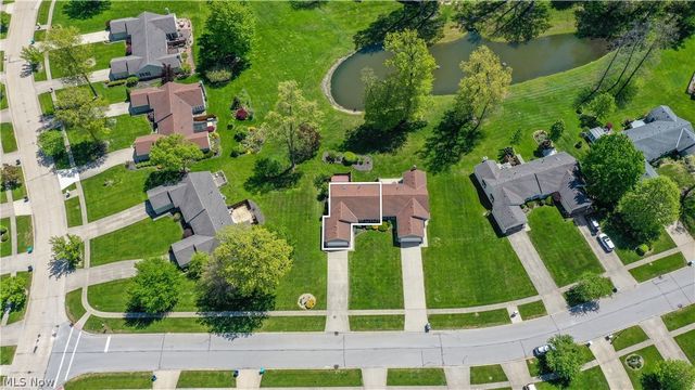 1807 Sandalwood Drive, Avon, OH 44011