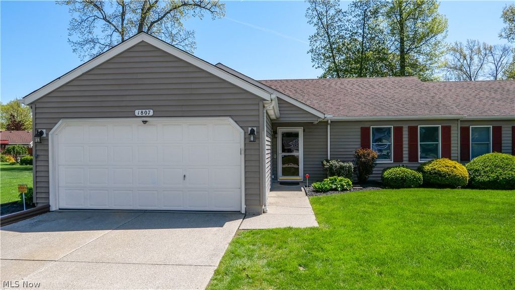 1807 Sandalwood Drive, Avon, OH 44011