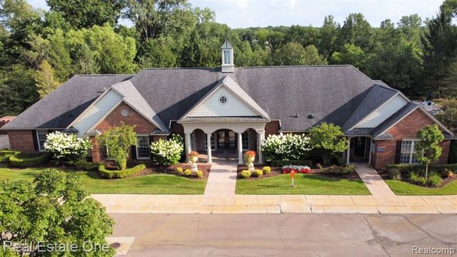 3491 Tremonte Circle, Rochester, MI 48306