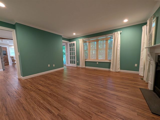 800 W Willis Road, Saline, MI 48176