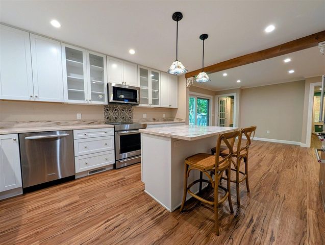 800 W Willis Road, Saline, MI 48176