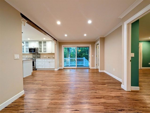 800 W Willis Road, Saline, MI 48176