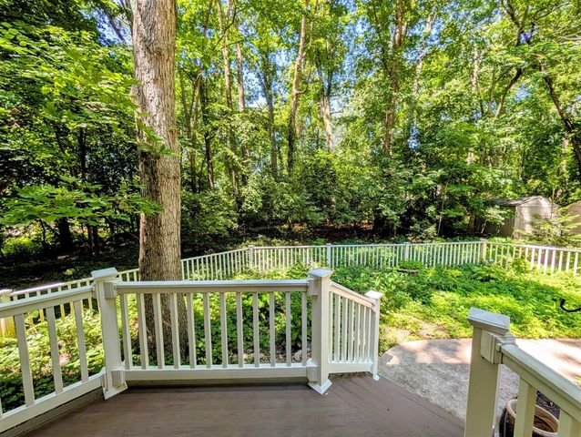 800 W Willis Road, Saline, MI 48176