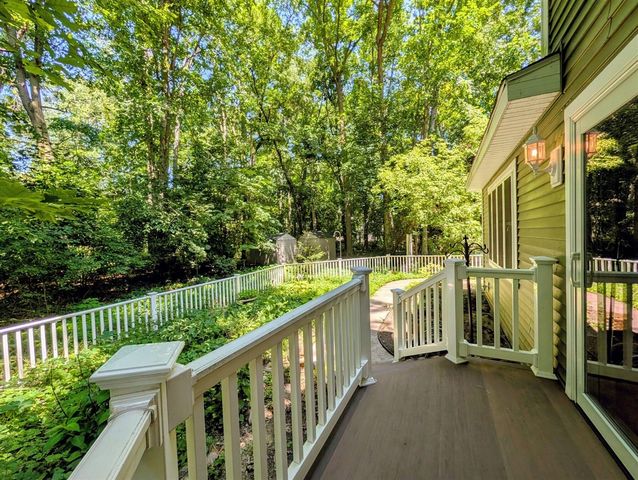 800 W Willis Road, Saline, MI 48176