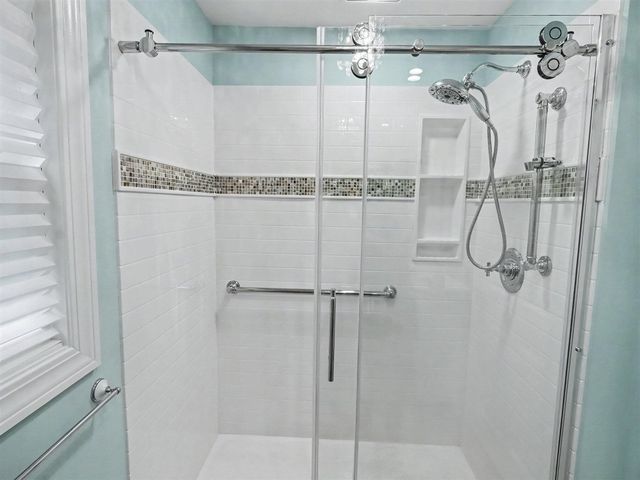 800 W Willis Road, Saline, MI 48176