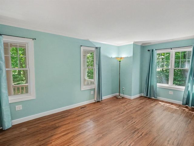 800 W Willis Road, Saline, MI 48176