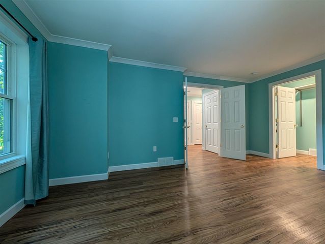 800 W Willis Road, Saline, MI 48176