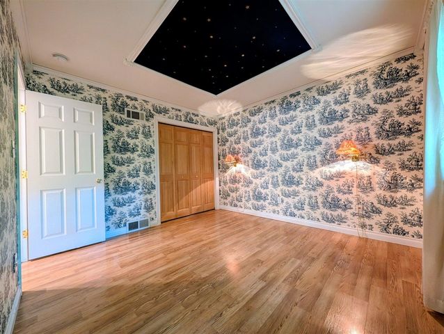800 W Willis Road, Saline, MI 48176