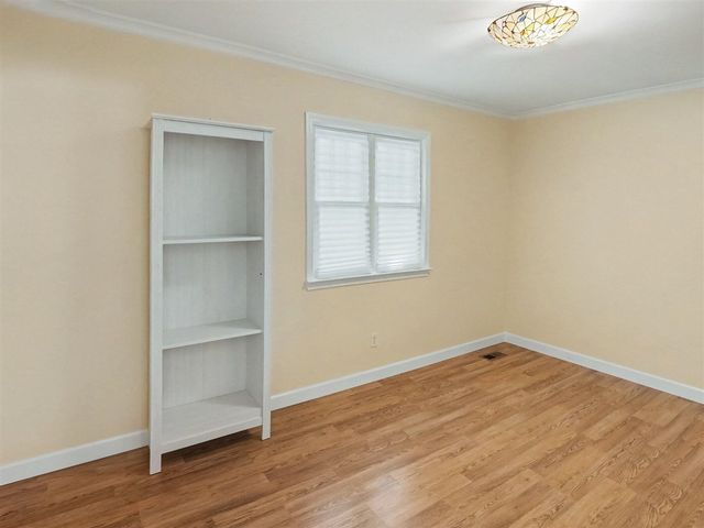 800 W Willis Road, Saline, MI 48176
