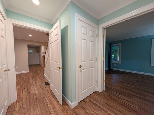 800 W Willis Road, Saline, MI 48176
