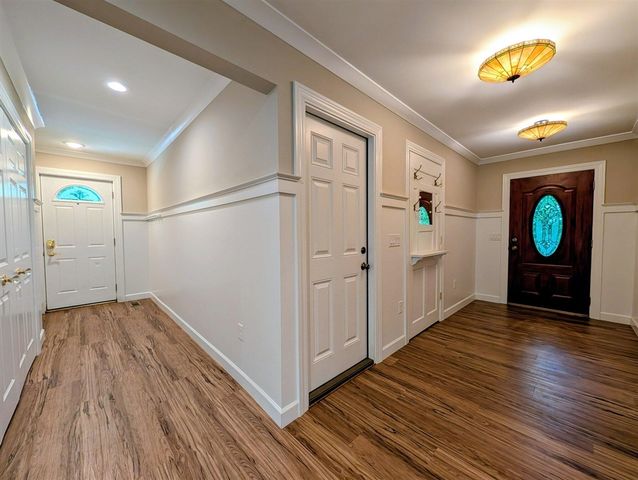 800 W Willis Road, Saline, MI 48176