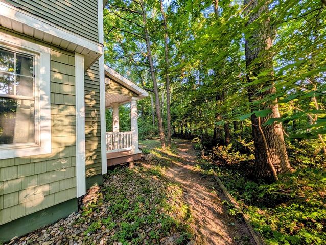 800 W Willis Road, Saline, MI 48176