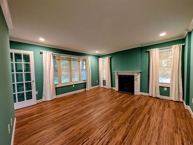 800 W Willis Road, Saline, MI 48176