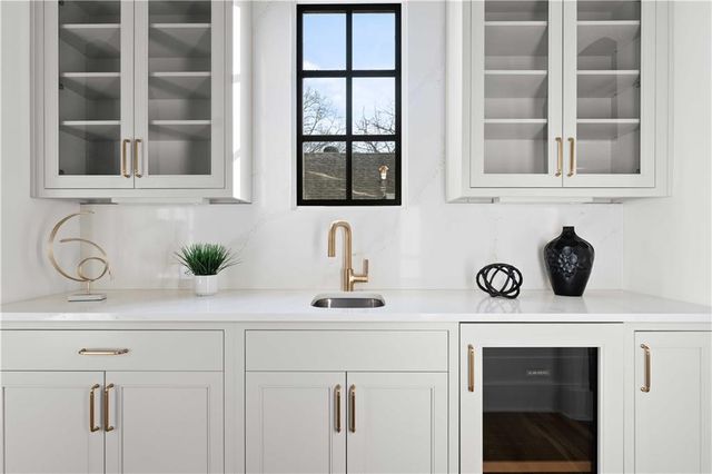 2521 Brookwood Drive NE, Atlanta, GA 30305