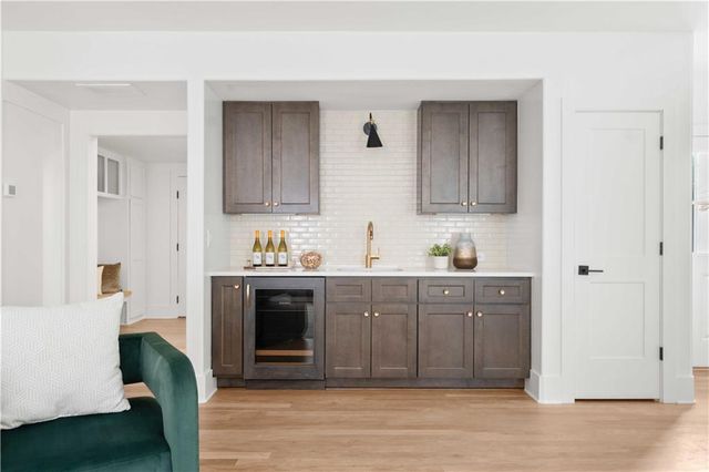 2521 Brookwood Drive NE, Atlanta, GA 30305