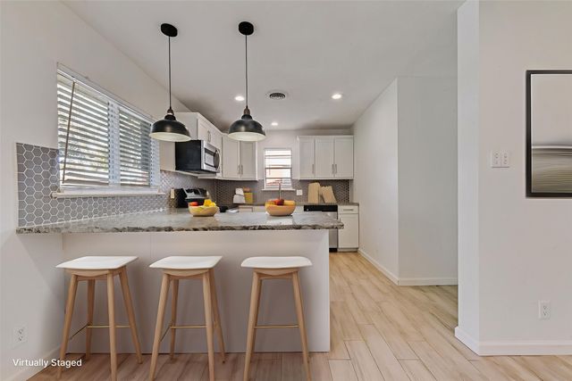 413 Simmons Drive, Hurst, TX 76053