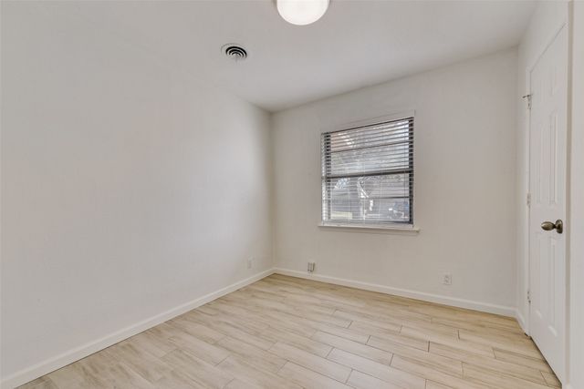 413 Simmons Drive, Hurst, TX 76053