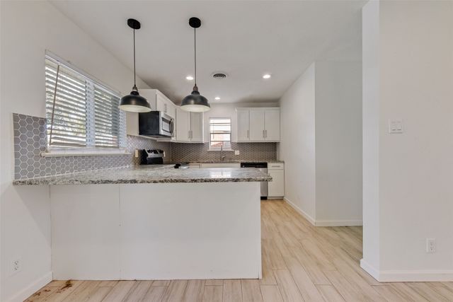 413 Simmons Drive, Hurst, TX 76053