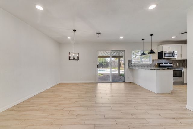 413 Simmons Drive, Hurst, TX 76053