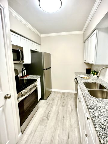220 Bladen Street, Raleigh, NC 27601