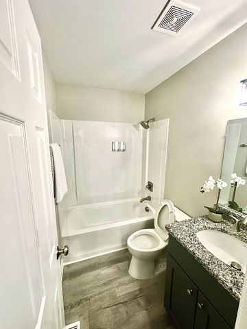 220 Bladen Street, Raleigh, NC 27601