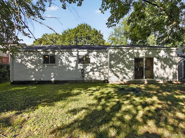 8564 Windsor Court, Superior Charter Township, MI 48198