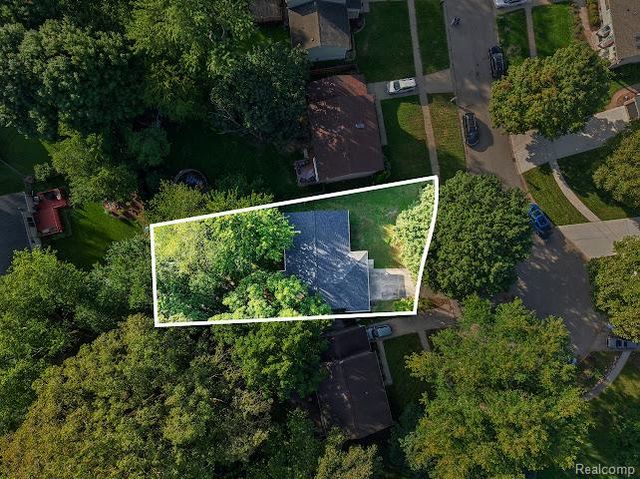 8564 Windsor Court, Superior Charter Township, MI 48198